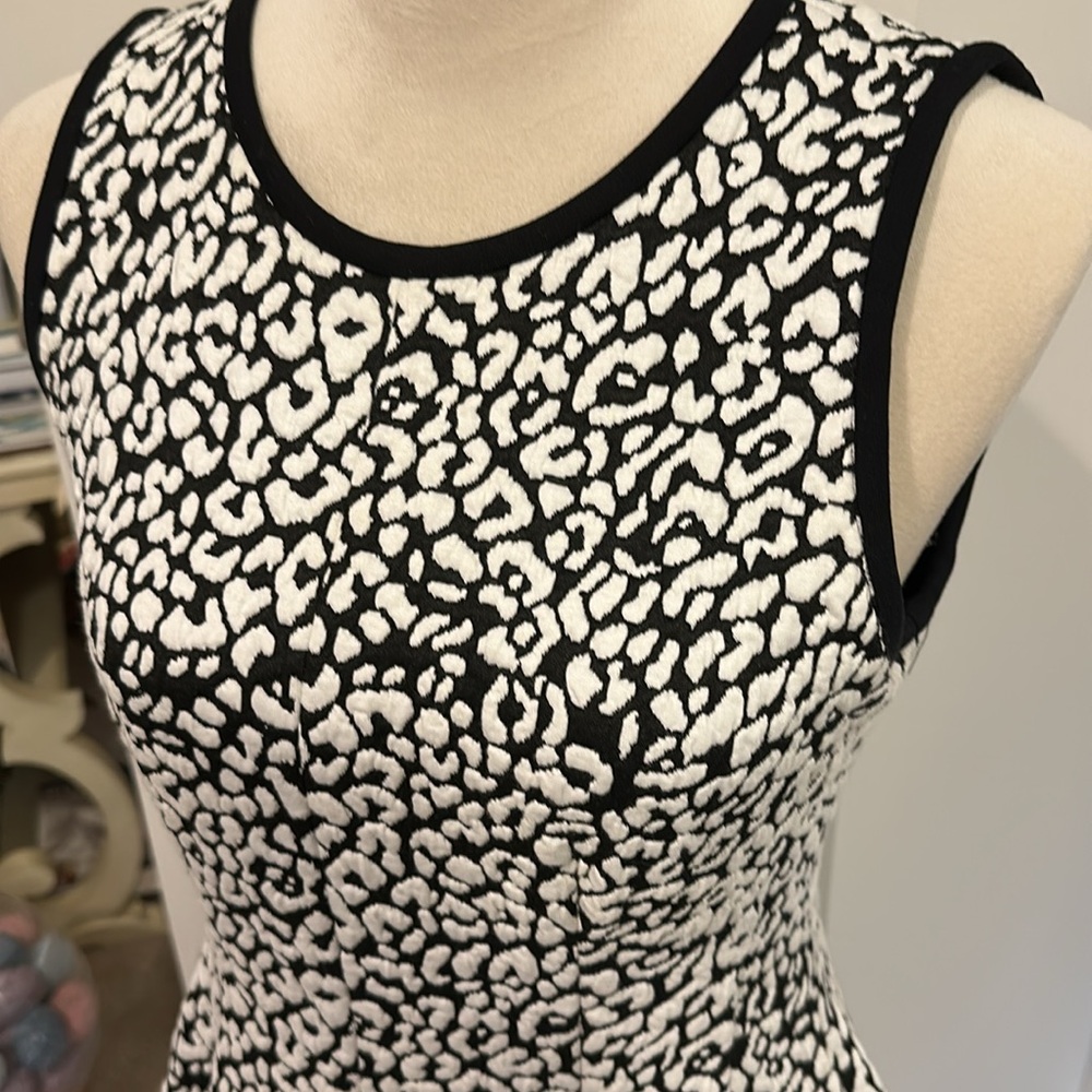 Kate Spade Black and White Fit and Flare Midi Dress - Picture 3 of 6